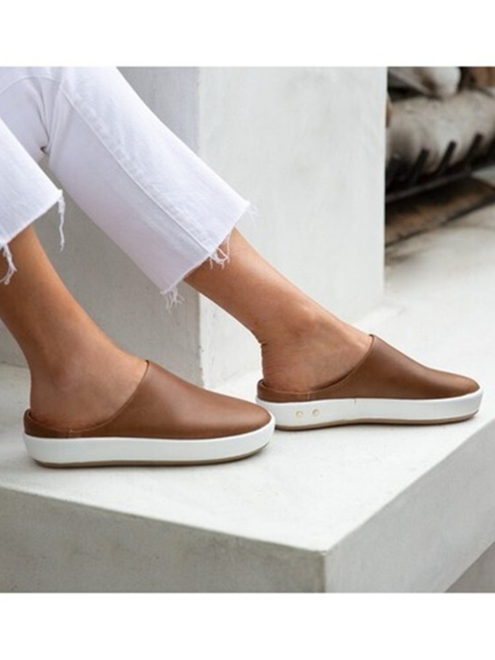 Beek Size 9 Jacamar Saddle Brown Leather Platform Sneaker Mules
